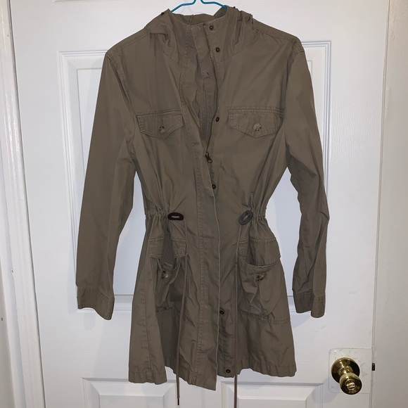 Liz Claiborne light coat - Picture 1 of 3